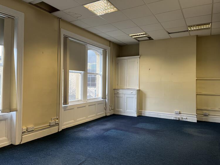 22 Bond Street, Dewsbury WF13 1AU