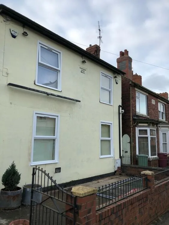 32A Welbeck Road, Bolsover, Chesterfield, Derbyshire S44 6DE