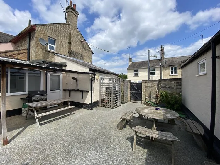 Crown Inn, 1 Crown Street, Stowmarket IP14 1HX