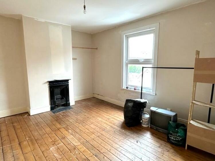 12 Roman Road, Derby DE1 3RX