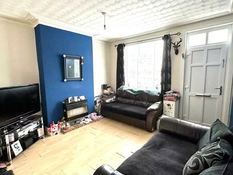 27 Silk Street, Sutton-In-Ashfield, Nottinghamshire NG17 5AA