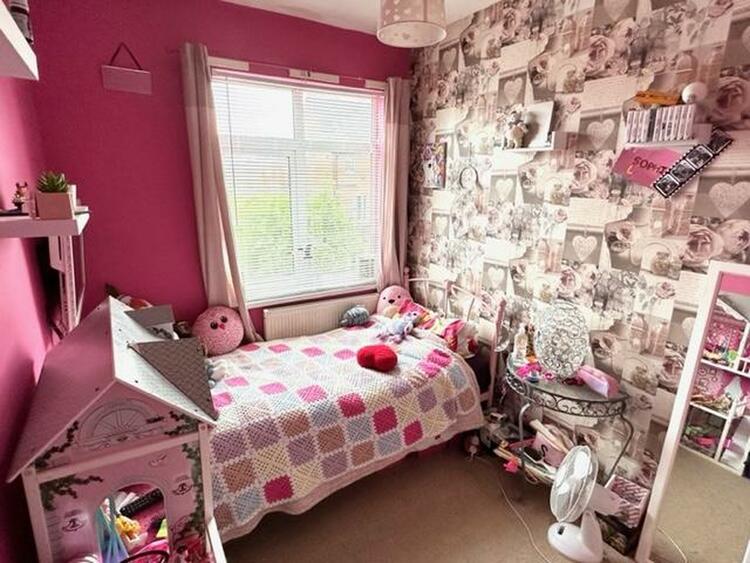 27 Silk Street, Sutton-In-Ashfield, Nottinghamshire NG17 5AA