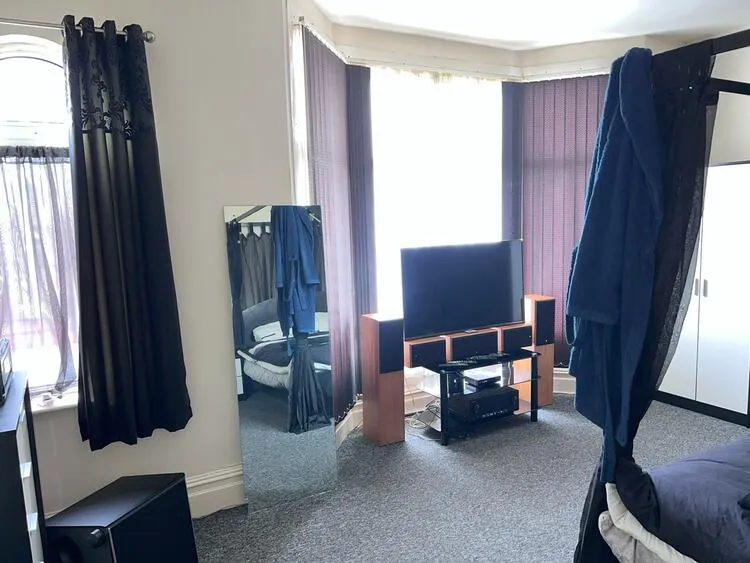 12 Houghton Road, Manchester M8 5SQ