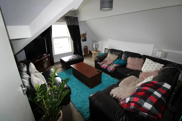 Flat 3, 16 Wellington Road, Prenton CH43 2JE