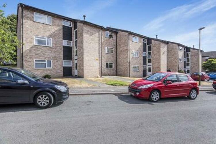 5 Hotoft Road, Leicester LE5 1EF