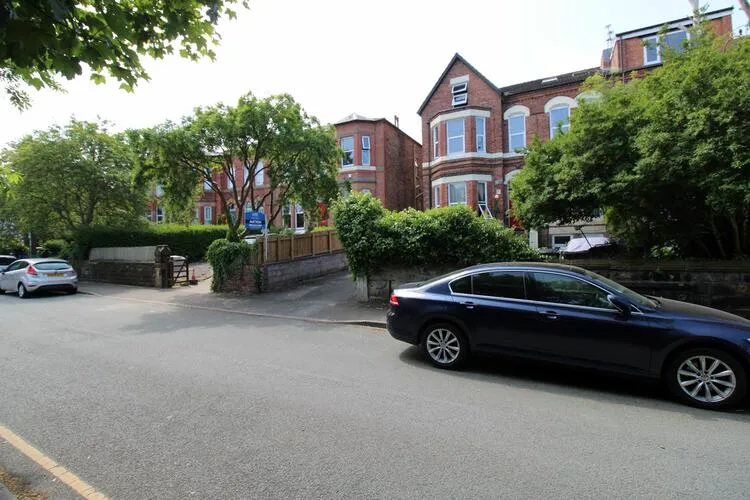 Flat 5, 16 Wellington Road, Prenton, Merseyside CH43 2JE