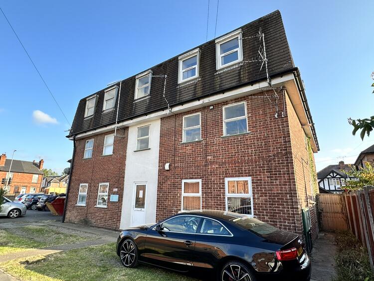 Freehold of Apartments 1-6 Fountains Court, Beeston, Nottingham NG9 2EN