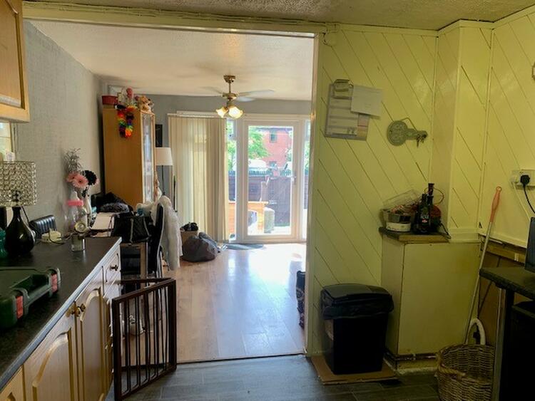 19 Stoneycroft Road, Nottingham NG6 0NA