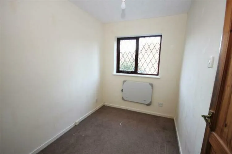 6 Oak Close, Castle Gresley, Swadlincote, Derbyshire DE11 9RU