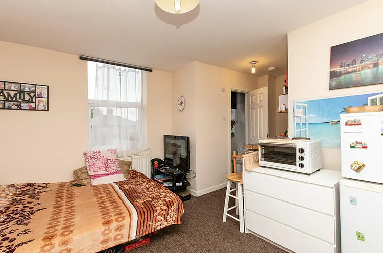 39 Folly Lane, Warrington WA5 0ND
