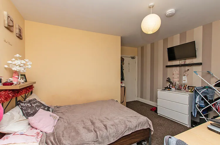 39 Folly Lane, Warrington WA5 0ND