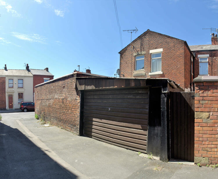 182 Tulketh Brow, Ashton-On-Ribble, Preston PR2 2JJ
