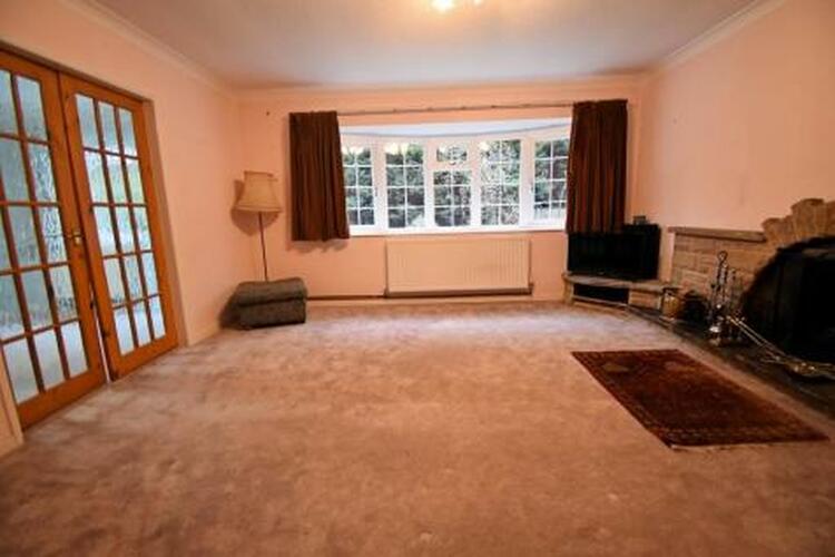 3 Whitaker Gardens, Derby, Derbyshire DE23 6AW