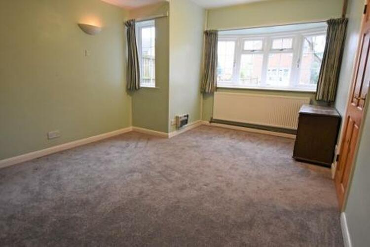 3 Whitaker Gardens, Derby, Derbyshire DE23 6AW