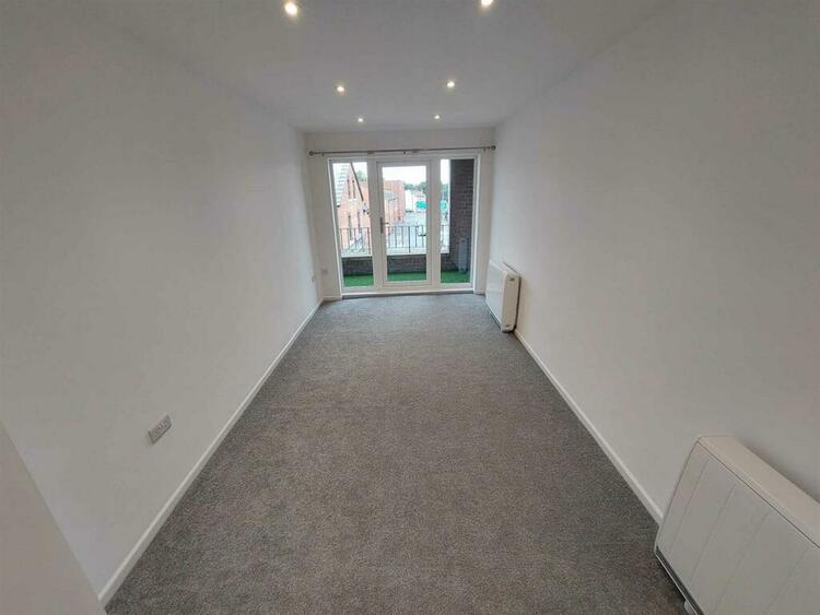 102 High Street, Erdington, Birmingham B23 6RS