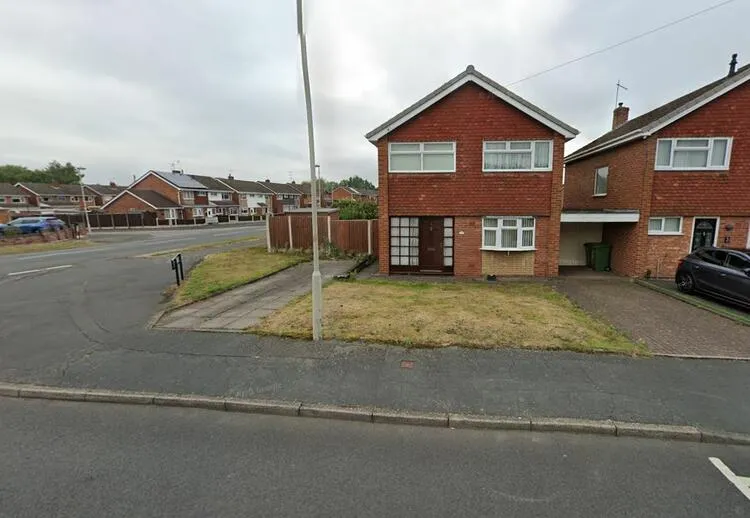 1 Cherry Tree Road, Kingswinford, West Midlands DY6 7DP