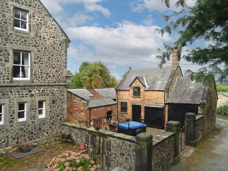 Old Vicarage, 22a Mount Pleasant, Ripley, Derbyshire DE5 3DX