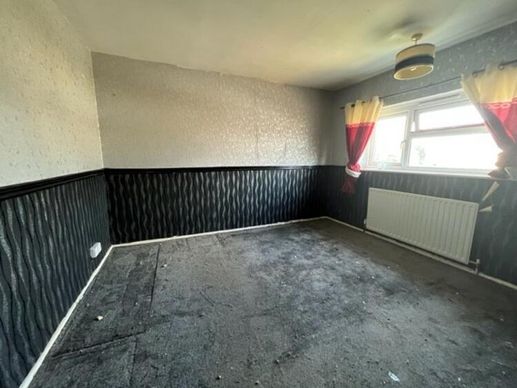 37 Aviation Lane, Burton-On-Trent, Staffordshire DE13 9TL