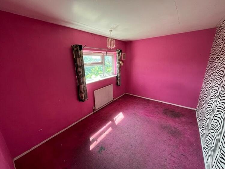 37 Aviation Lane, Burton-On-Trent, Staffordshire DE13 9TL