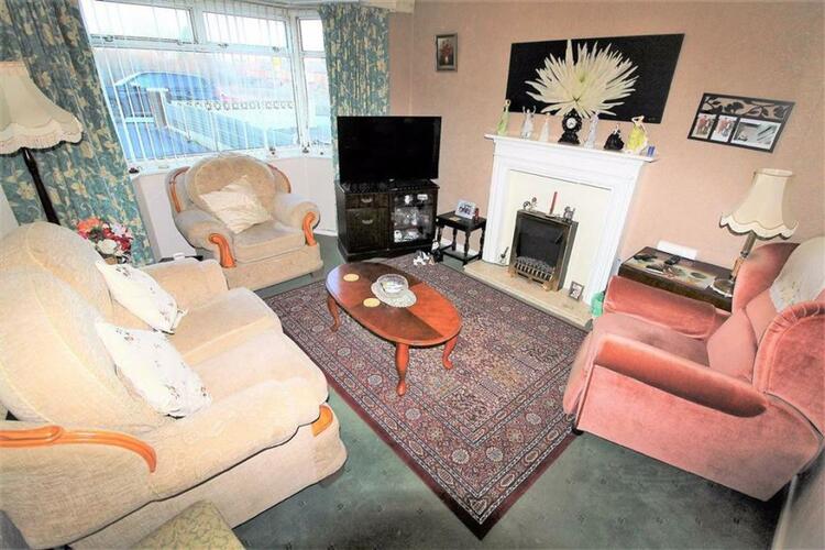 15 Woodcross Lane, Bilston WV14 9BX