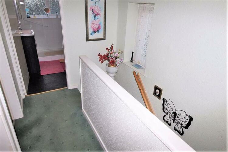 15 Woodcross Lane, Bilston WV14 9BX