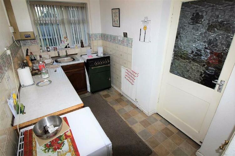 15 Woodcross Lane, Bilston WV14 9BX