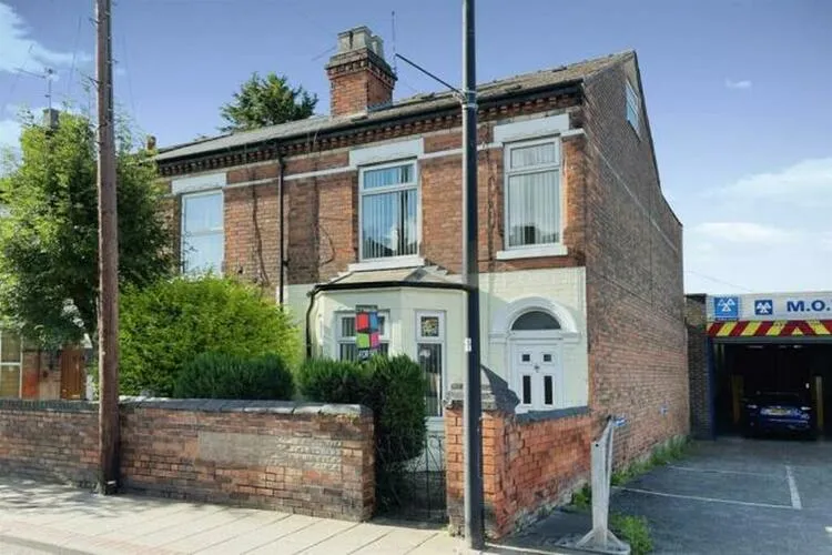 64 Victoria Road, Netherfield, Nottingham, Nottinghamshire NG4 2HG