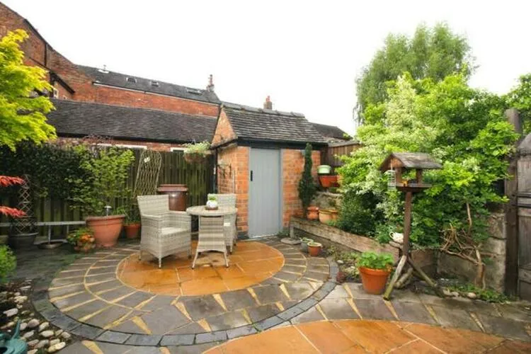 33 Potter Street, Melbourne, Derby, Derbyshire DE73 8DW