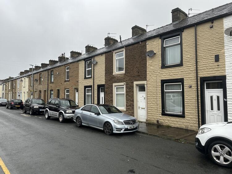 21 Dorset Street, Burnley BB12 6HT