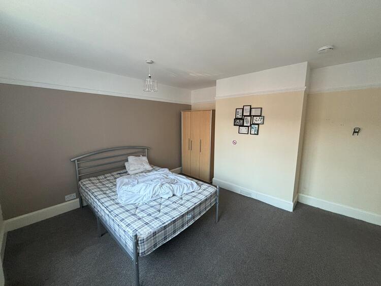 25 Harold Road, Birmingham B16 9DW