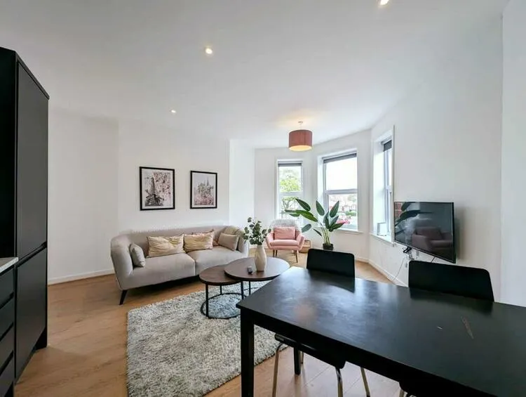 Flats 1, 2 and 3, 119 Columbus Ravine, Scarborough YO12 7QU