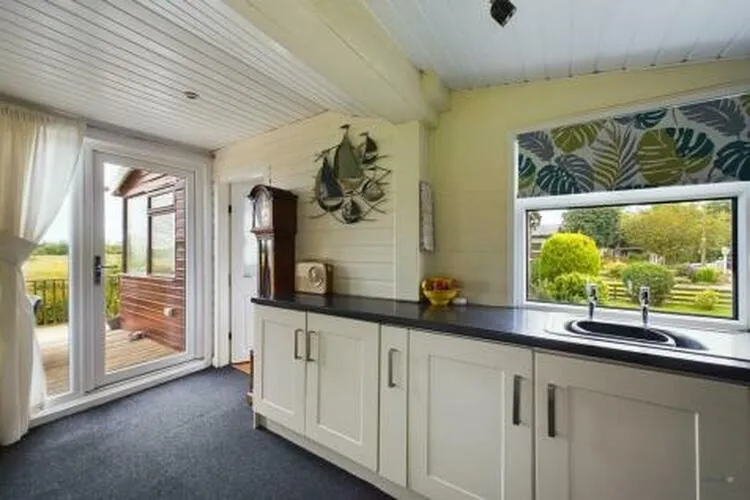 The Willows, Upper Holme, Off Main Street, Zouch, Loughborough, Leicestershire LE12 5EQ