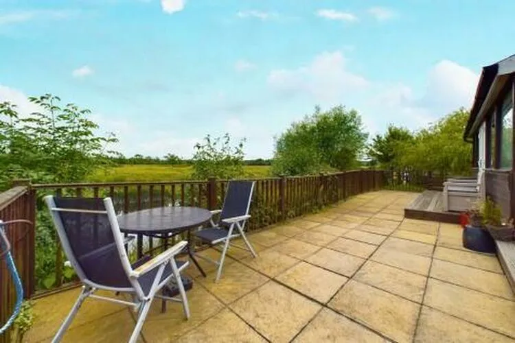 The Willows, Upper Holme, Off Main Street, Zouch, Loughborough, Leicestershire LE12 5EQ