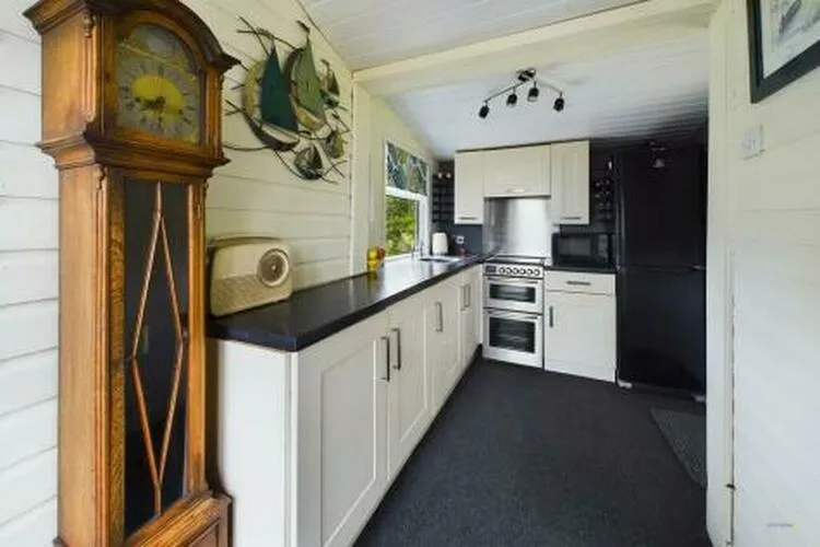 The Willows, Upper Holme, Off Main Street, Zouch, Loughborough, Leicestershire LE12 5EQ