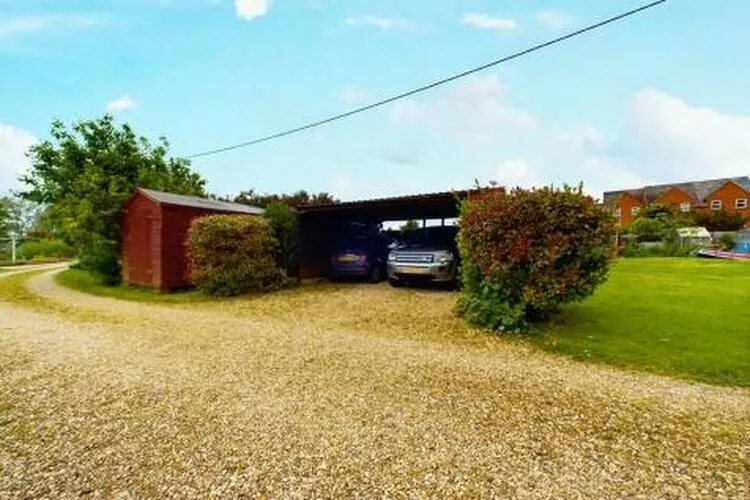The Willows, Upper Holme, Off Main Street, Zouch, Loughborough, Leicestershire LE12 5EQ