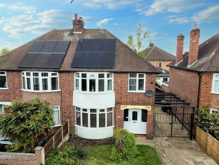 35 Crofton Road, Attenborough, Nottingham, Nottinghamshire NG9 5HT