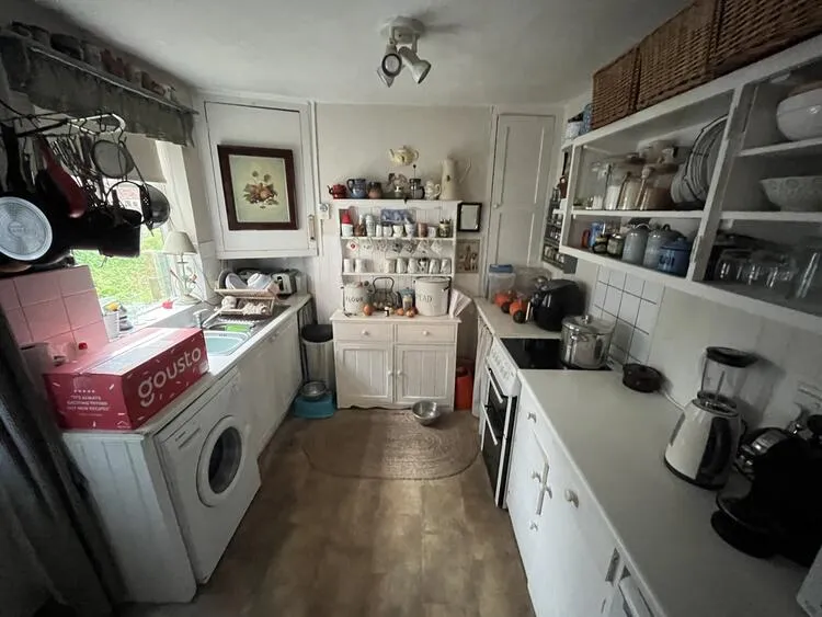 23 Charnwood Grove, West Bridgford, Nottingham, Nottinghamshire NG2 7NT