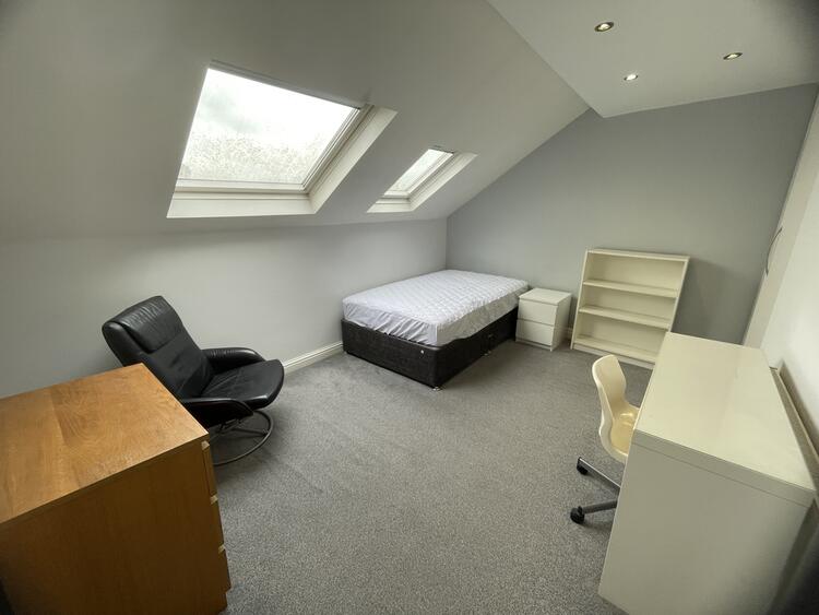 28 Ash Road, Leeds LS6 3JF