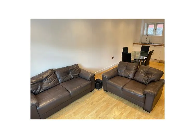 Apartment 7, The Square on the Square, 2 Caroline Street, Birmingham, West Midlands B3 1TR
