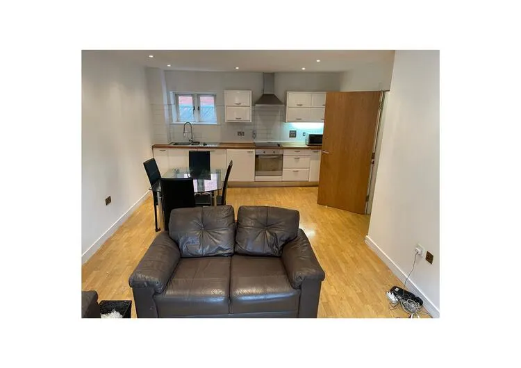 Apartment 7, The Square on the Square, 2 Caroline Street, Birmingham, West Midlands B3 1TR