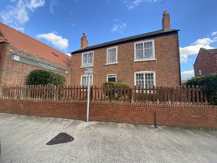 34 High Street, Arnold, Nottingham NG5 7DZ