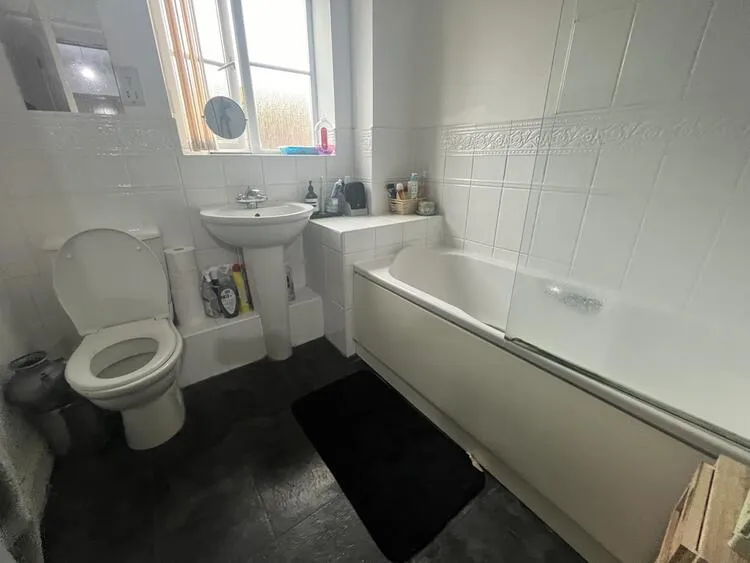 Apartment 4, Cransley Court, 1 Cransley Close, Hamilton, Leicester LE5 1QQ