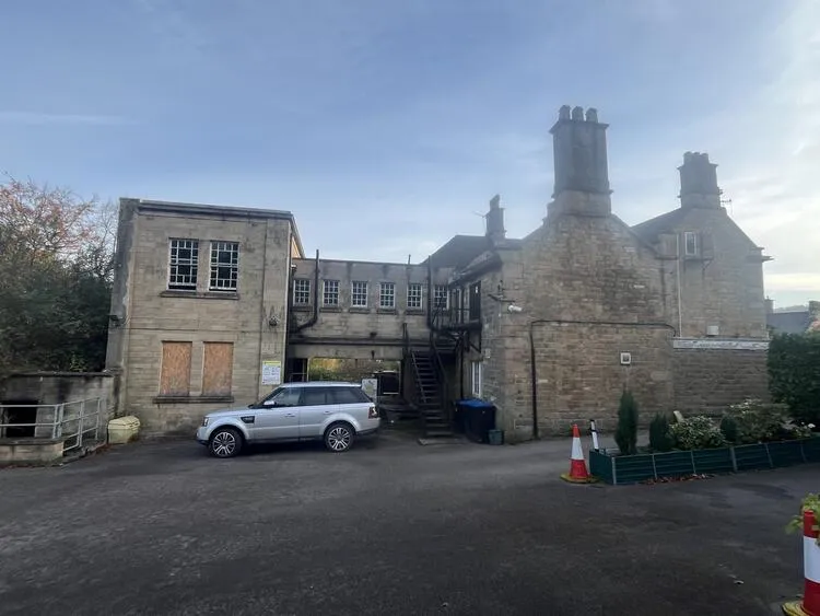 Former Bank Premises, 8 Snitterton Road, Matlock, Derbyshire DE4 3LZ