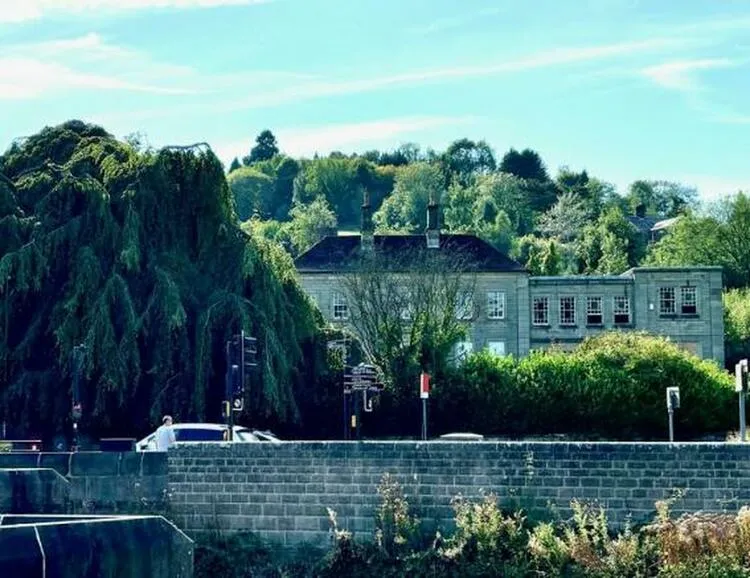 Former Bank Premises, 8 Snitterton Road, Matlock, Derbyshire DE4 3LZ