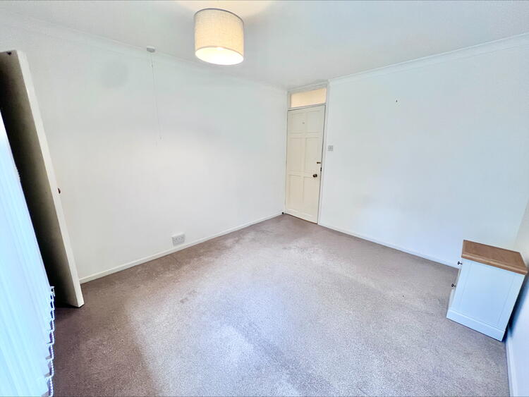 9 Woburn Crescent, Sandwell, Birmingham, West Midlands B43 6AX