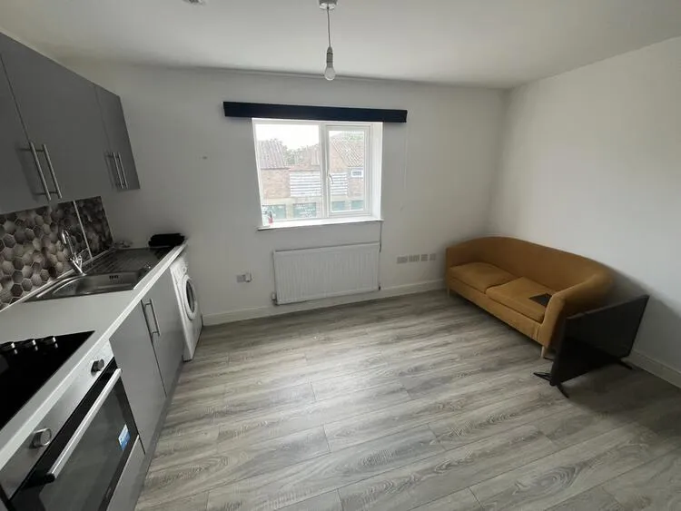 Flats 1-3, 37 Blenheim Walk, Corby, Northamptonshire NN18 9HB