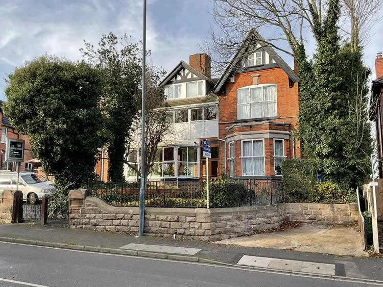298 Burton Road, Derby DE23 6AD