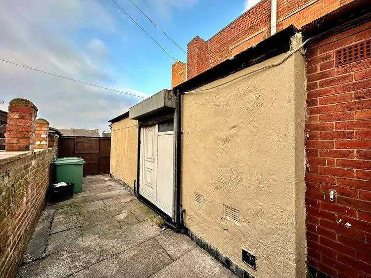 17 Church Street, Ripley DE5 3BU