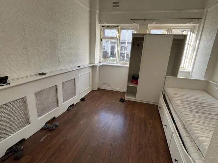 70 Parish Lane, Penge, Crystal Palace, London, Greater London SE20 7JP