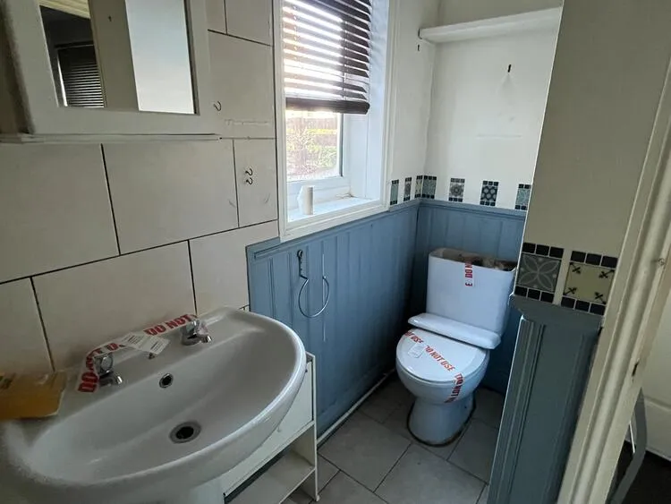 70 Parish Lane, Penge, Crystal Palace, London, Greater London SE20 7JP